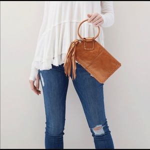 Hobo NWT Sable Wristlet in New Penny